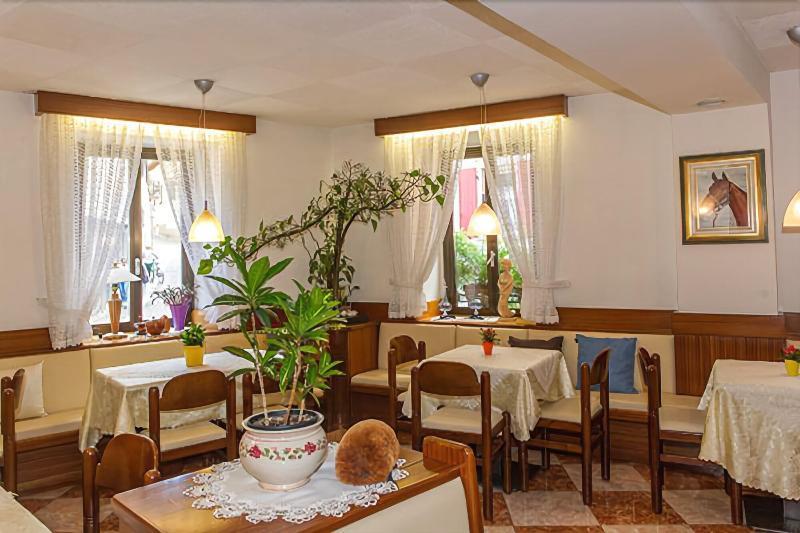 Albergo Antica Rosa Levico Terme Eksteriør bilde