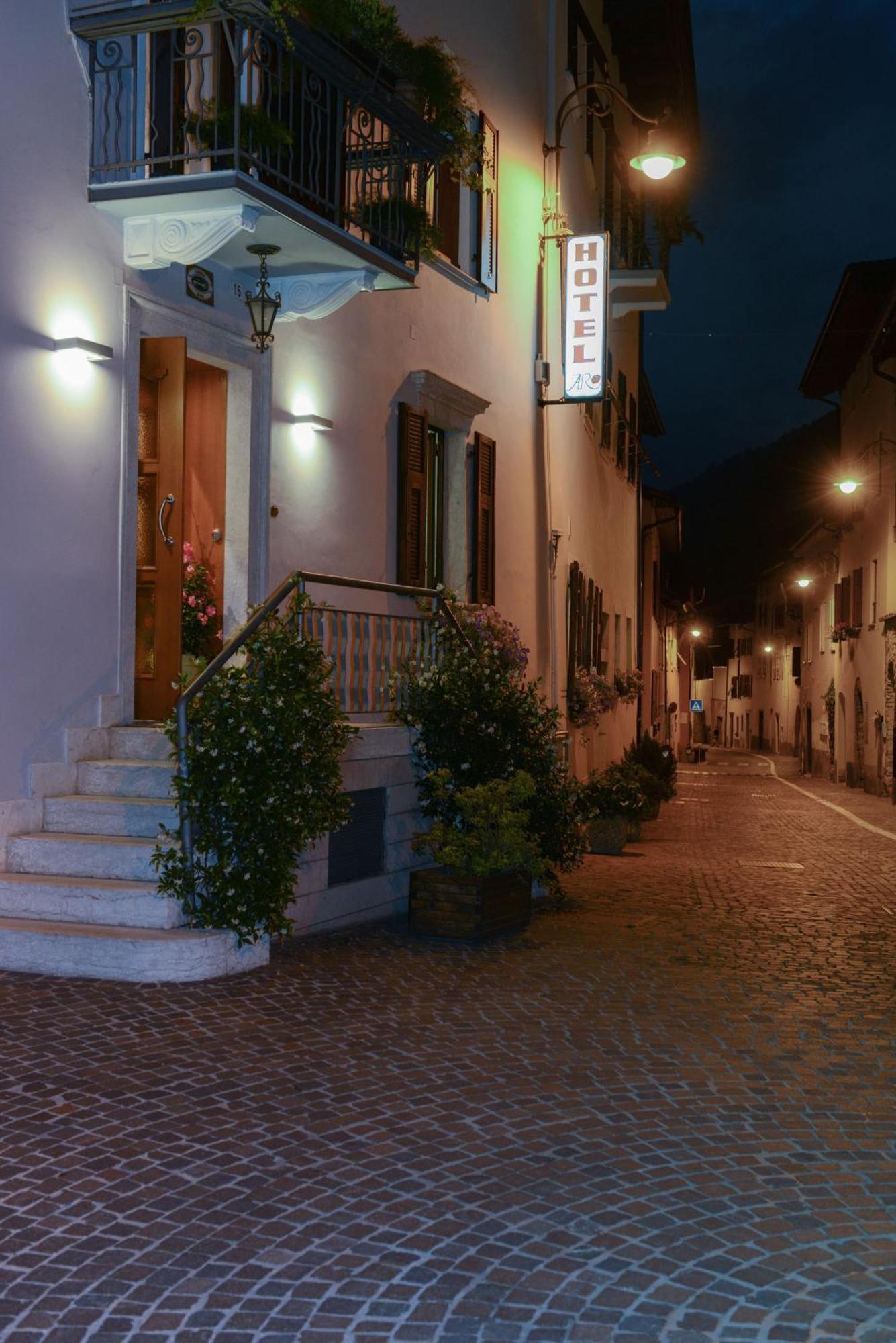 Albergo Antica Rosa Levico Terme Eksteriør bilde